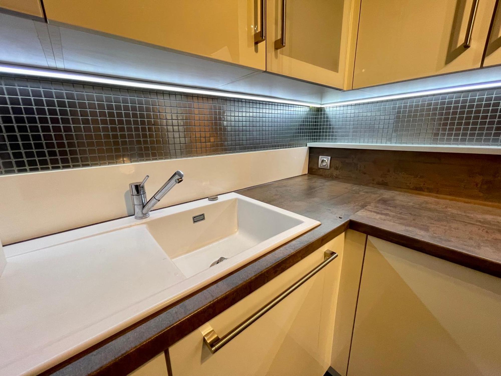 Wunderschoenes 2 Zimmer Apartment Zentrum Goldstadt 포르츠하임 외부 사진