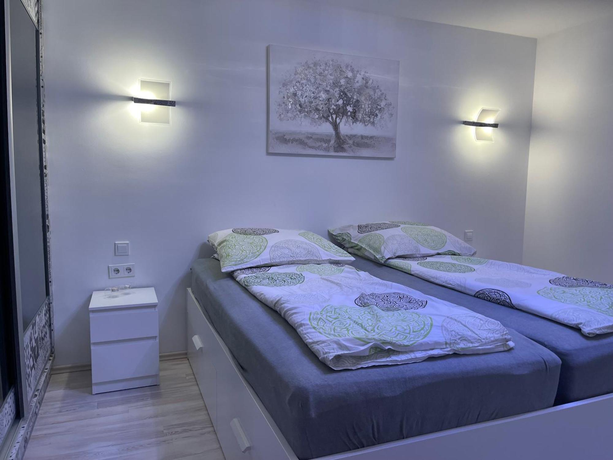 Wunderschoenes 2 Zimmer Apartment Zentrum Goldstadt 포르츠하임 외부 사진