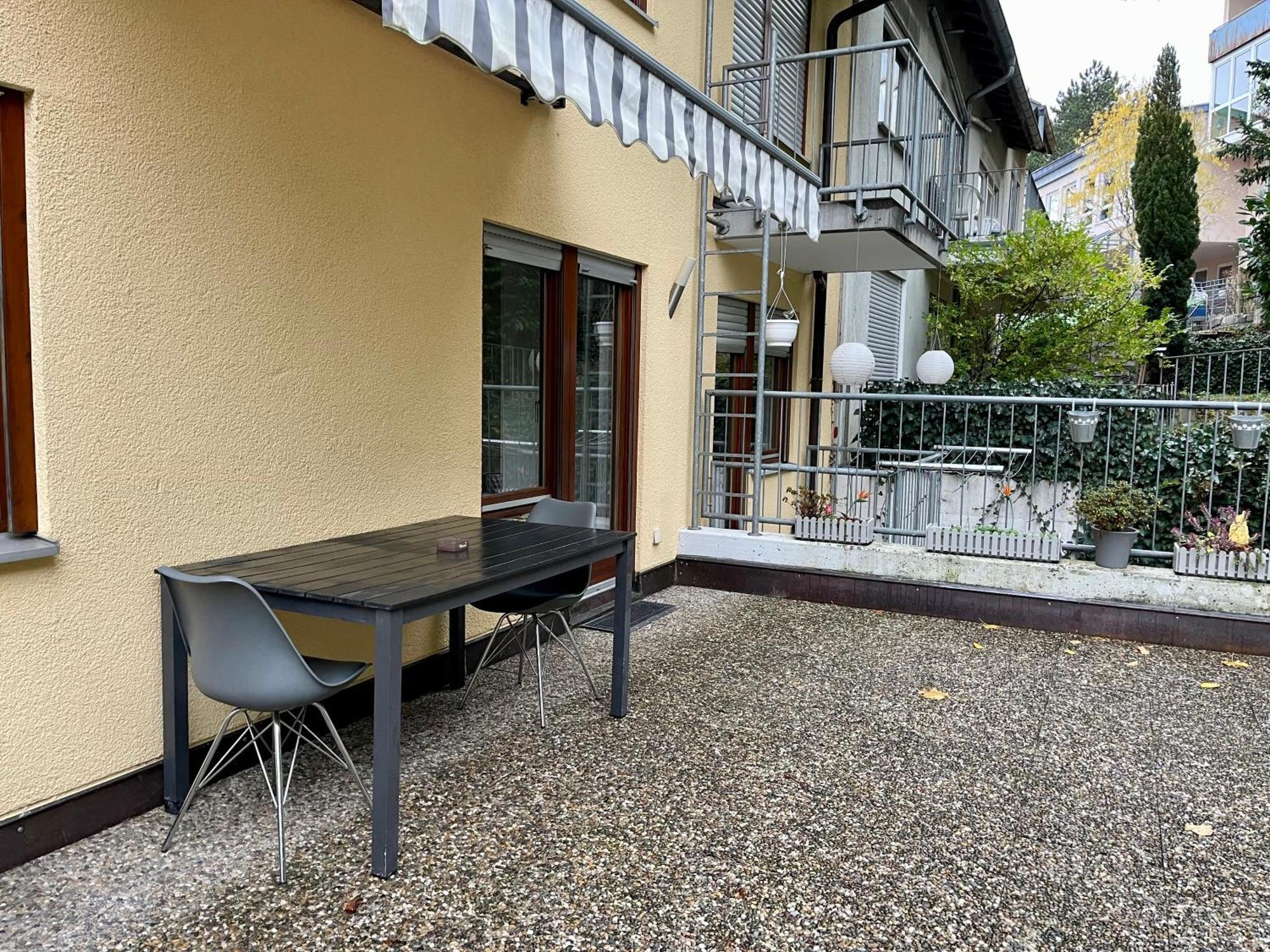 Wunderschoenes 2 Zimmer Apartment Zentrum Goldstadt 포르츠하임 외부 사진